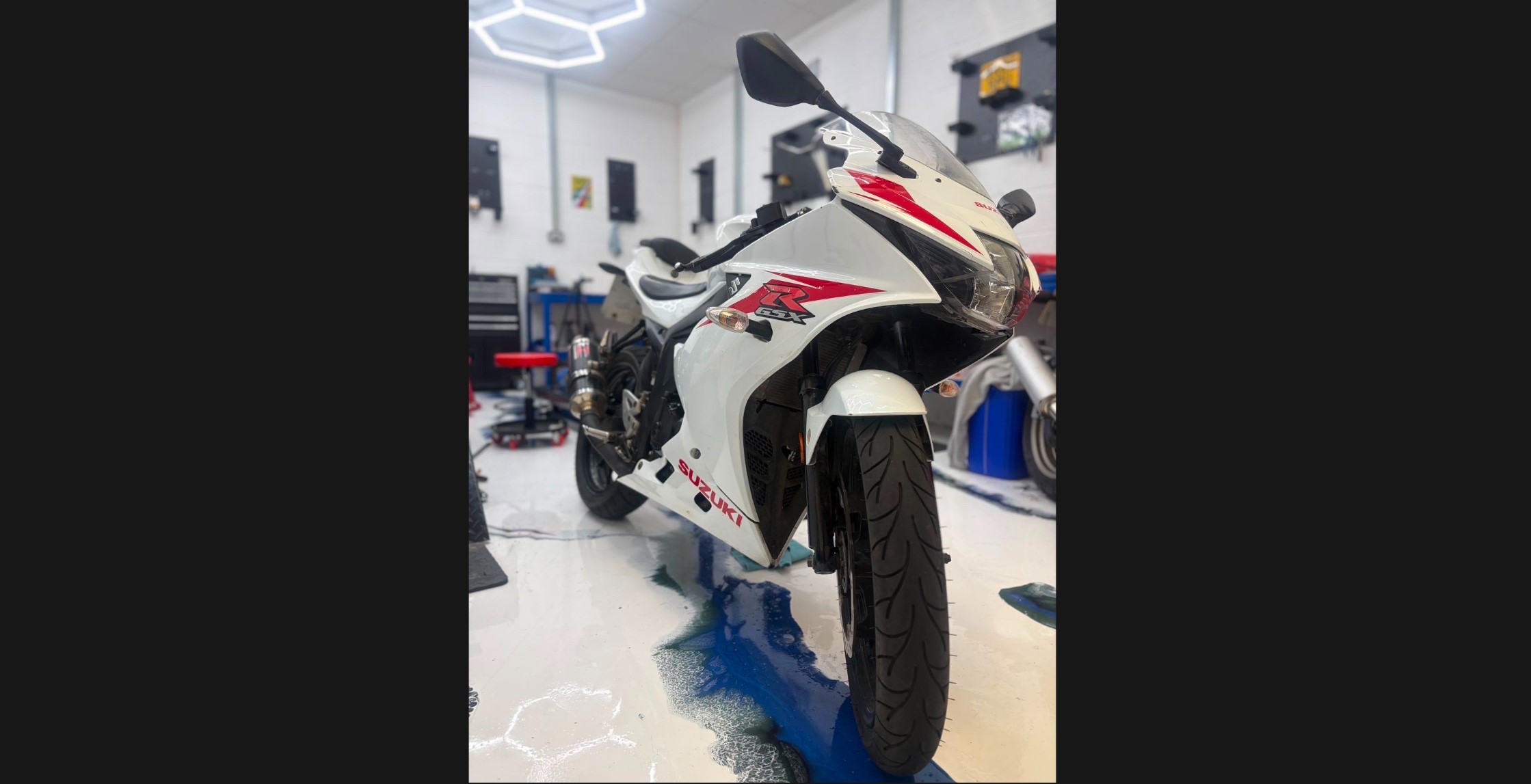 Yamaha - Angle 1